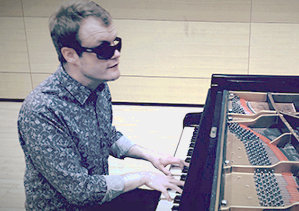 Дерек Паравичини Дерек Паравичини