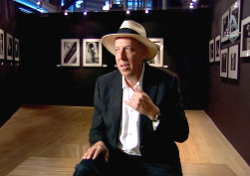 Тёмный свет: Искусство слепых фотографов Тёмный свет: Искусство слепых фотографов